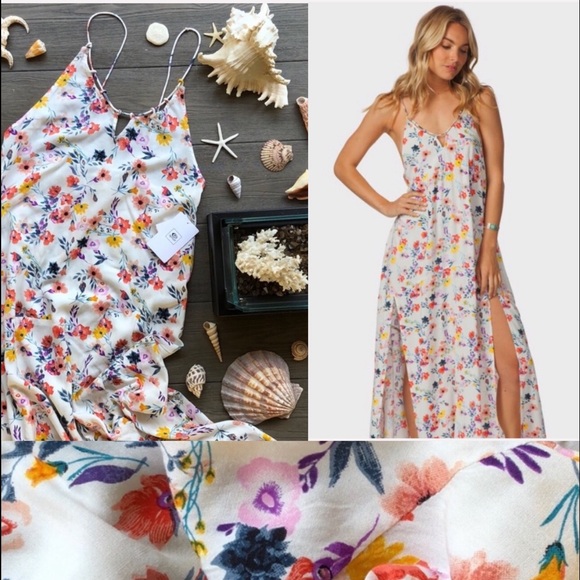 Rip Curl Dresses & Skirts - 🌴🌼RIP CURL- DRESS🌼🌴